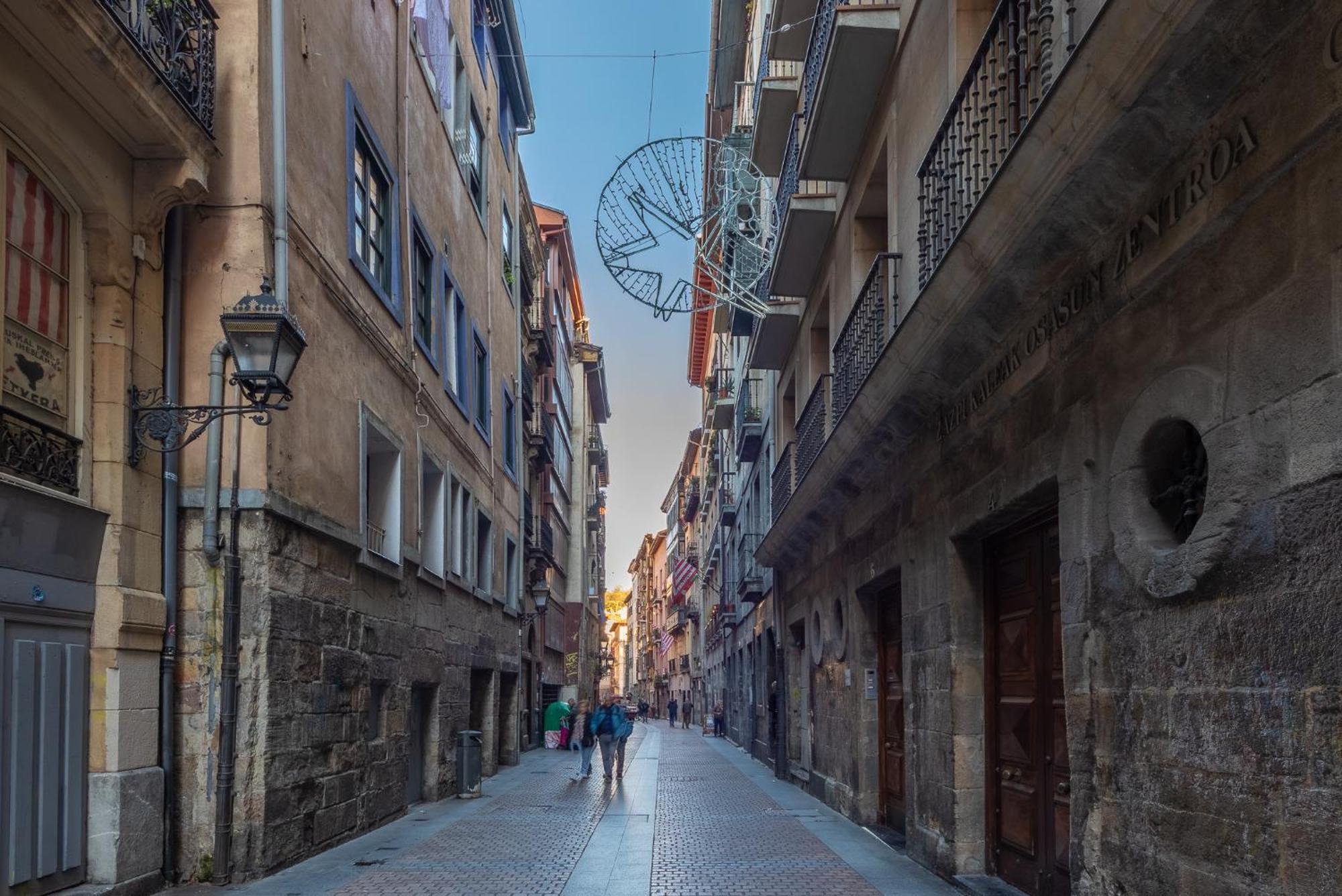 Apartamento Centrico Casco Viejo Bilbao Exteriör bild